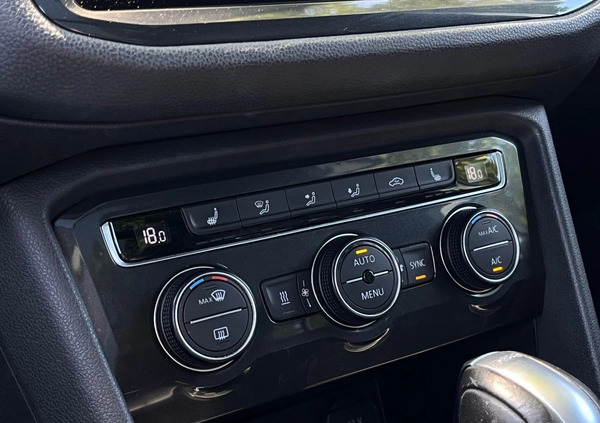 Volkswagen Tiguan Allspace cena 99900 przebieg: 247153, rok produkcji 2018 z Wąchock małe 781